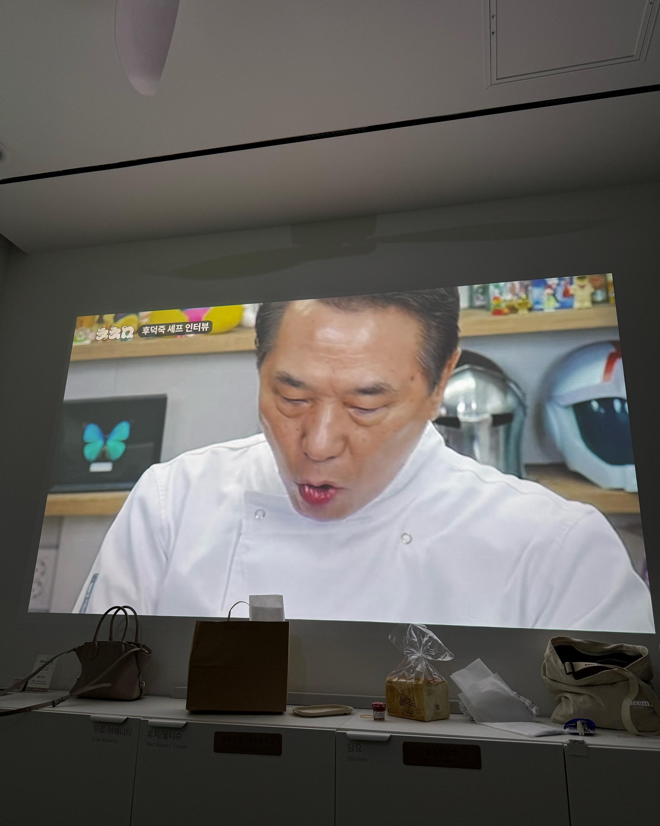 매번 퇴근할 때마다 방문하는 곳인데, 진짜 가성비 미쳤습니다!
또한 안마 1번 받기 되게 어려운데, 가격대비